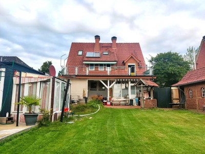 Entfalten Sie Ihre Möglichkeiten – Familienidylle mit Gartenparadies in Ahaus-Wüllen!