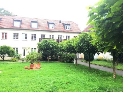 Schöne 3-Zimmer Eigentumswohnung mit historischem Ambiente in denkmalgeschütztem Gutshof in DU-Hombe