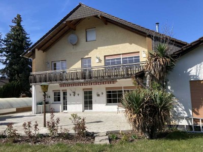 Gepflegtes Zweifamilienhaus, Oase nähe FFM, sofort Verfügbar