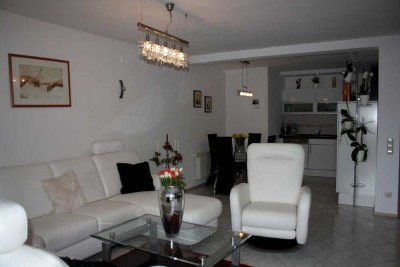 Zentrumsnahe schöne 4-Zimmer Eigentumswohnung in Neunkirchen mit Terrasse und Garten