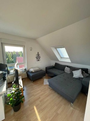 Moderne Single-Wohnung mit Loggia und EBK in Weinheim
