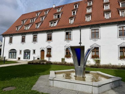 Wohnen wie ein König, Charmante Schlosswohnung in Öpfingen