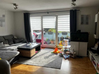 Schöne Wohnung mit Balkon und Tiefgarage