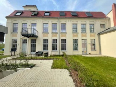 Tolle 2 Raumwohnung mit Einbauküche  hochwertiger Ausstattung, Terrasse, ASR, Stellplatz