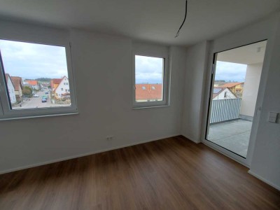 Erstbezug: Barrierefreie 2-Zimmer-Wohnung mit Loggia in Althengstett