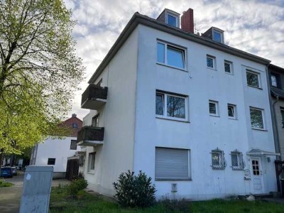 2,5Zimmer sanierte Dachgeschosswohnung in 41065MG V2143