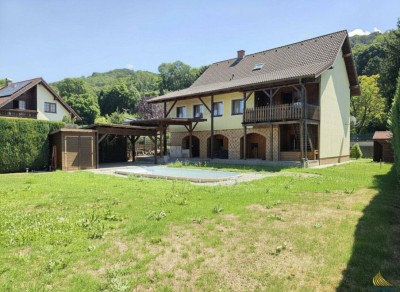 charmantes Einfamilienhaus - großer Grund - 5 Zimmer