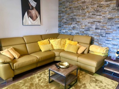 Sehr schöne, neue Maisonette-Wohnung mit eigenem Zugang und eigener Terrasse zu vermieten