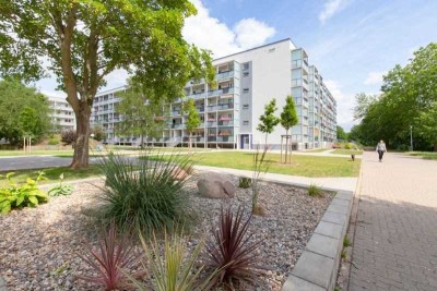 Spektakulärer Blick vom Balkon dieser sonnigen 3-Raumwohnung