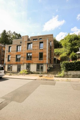 Große DHH in Vicht, sehr Ökologische Bauweise,  90%fertig, + behindertengerechtes Apartment / Büro