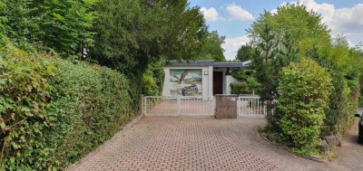 Ebenerdiger Bungalow/Einfamilienhaus in bester Lage von Kirchheim