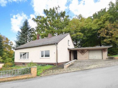 Familienidylle mit Sanierungsauftrag - Ihr Haus zum Selbstgestalten