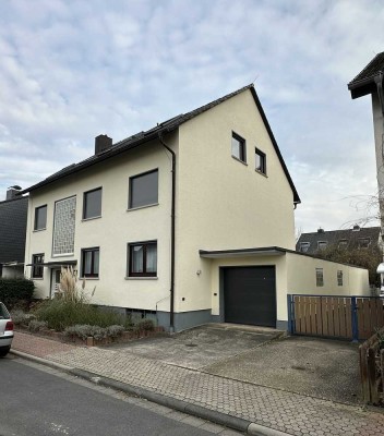 Großzügiges Mehrfamilienhaus mit exklusiver Ausstattung – Ihr neues Zuhause mit Charme und Potenzial