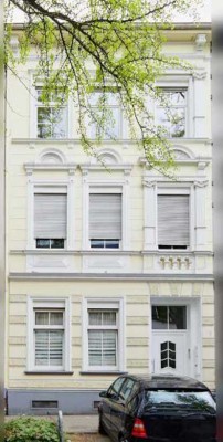 Schöne Altbau-Wohnung in Krefeld-Süd (hinter dem Kaiser-Wilhelm-Museum)