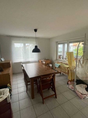 Schöne 3-Zimmer-Wohnung mit Balkon in Bauschlott