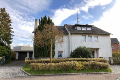 Geräumiges Zweifamilienhaus in Rödental-Oeslau mit Terrasse, Garten und ausgebautem Dachgeschoss