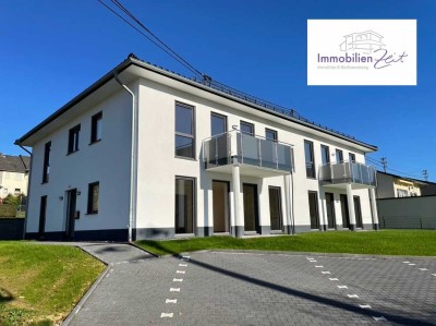 Familientraum! Grosszügige Neubau-Stadtvilla als Doppelhaushälfte