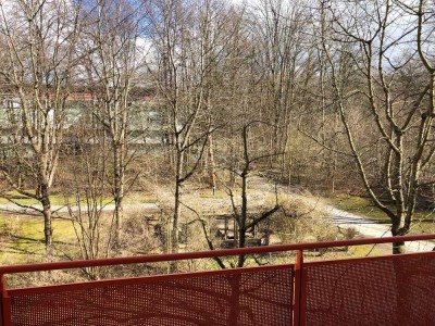 Möbliertes Appartement mit Balkon und EBK in ruhiger/gut angebundener Lage in München