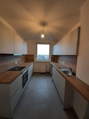 2- Zimmerwohnung mit Balkon und Einbauküche zu vermieten