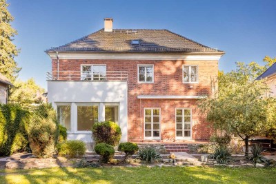 Großzügiges Einfamilienhaus mit 12 Zimmern in Berlin-Dahlem