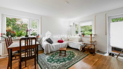 Gepflegte, lichtdurchflutete Hochparterrewohnung mit 3 Zimmern, Dachbodenraum, Keller & 2 Balkone