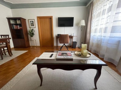Wohnen auf Zeit - stilvolles 2-Zimmer-Apartment (min. 1 bis max. 6 Monate) in zentraler Lage