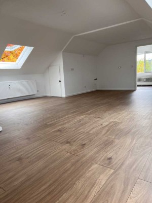 Erstbezug nach Sanierung: freundliche 2-Zimmer-Wohnung mit gehobener Innenausstattung in Betzdorf