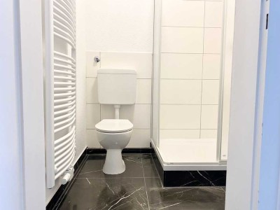 Erstbezug nach Sanierung - 2,5 Zimmer Whg., 1. OG, beliebte Wohnlage