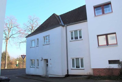 Preisgünstige 3 ZKB am Rothenberg!