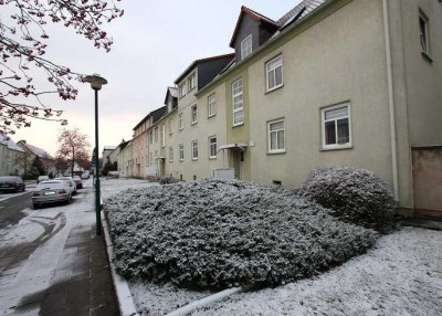 Wohnen in der Brockenstraße - inkl. Garten mit Pool und Teich!