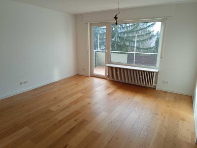 Sonnige 2-Zimmer Wohnung mit Einzelgarage, Stellplatz und Wallbox