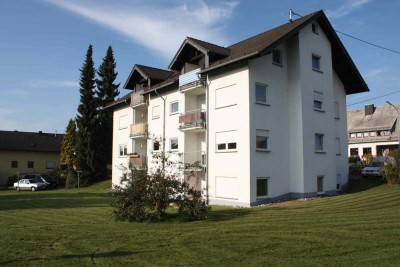 Helle und gepflegte 4 ZKB Whg. 92 qm -provisionsfrei-