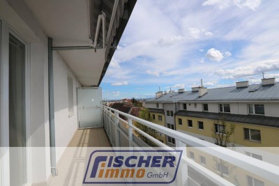 Besonders helle 3-Zimmer-Wohnung im 3. Liftstock mit südseitiger Loggia in Zentrumsnähe
