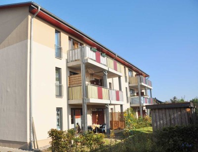 2-Raum-Wohnung im 2. Obergeschoss mit Süd-Balkon und Fahrstuhl