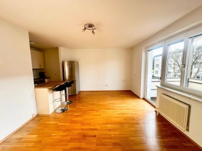 Gemütliche 2-Raum-Wohnung (45m2) mit Balkon und Garage in Toplage - Christkindl