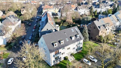 BO-Altenbochum: Sehr gepflegte 3,5-Zi. mit Balkon & Garage in ruhiger Lage
