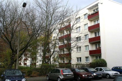 3-Raum-Whg. mit Balkon in Stadtfeld- WE 10 - Umzugsbeihilfe in Höhe einer Kaltmiete wird übernommen