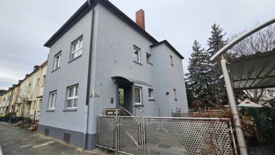 LU-Friesenheim: Reihenend-/Zweifamilienhaus 7 Zimmer, 3 Bäder, Garten und 2 Terrassen