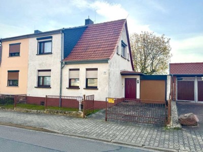 Prima Lage, Einfamilienhaus mit gepflegtem Grundstück und Wintergarten