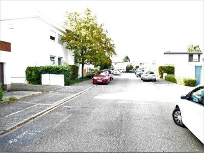 MA-Vogelstang: Apartment in bester Villenlage
