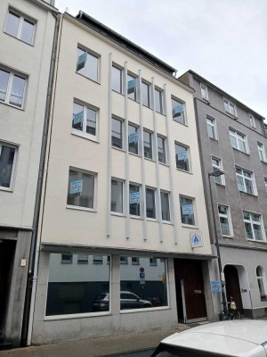 *Attraktive Gewerbefläche mit Umnutzungsmöglichkeiten zu modernen Loft-Wohnräumen*