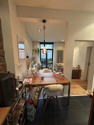 1,5 Zi Luxus-Appartement voll-möbliert HD-Altstadt Nur Einzelperson