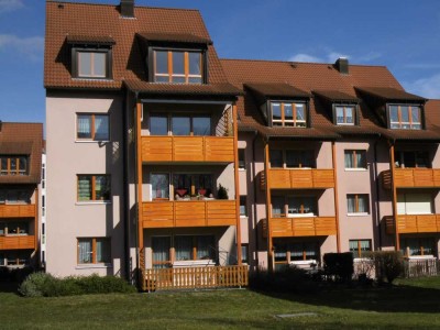 2-Zimmer-Wohnung mit Balkon und Stellplatz in TG