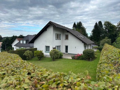 Energetisch saniertes 5-Zimmer-Einfamilienhaus mit EBK und Garten