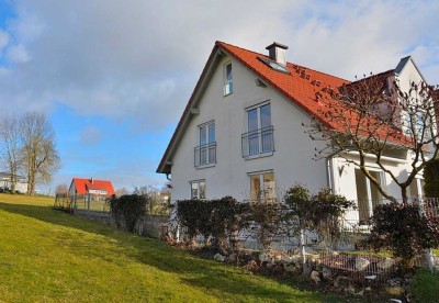 Doppelhaushälfte in ruhigem Wohngebiet mit Einliegerwohnung in Ulm-Mähringen zu verkaufen