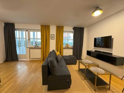 Ruhiges Apartment mit Wintergarten und Einzelgarage in Taufkirchen (Vils)