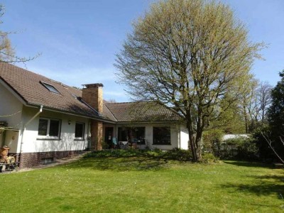 Charmanter Bungalow mit Garteparadies