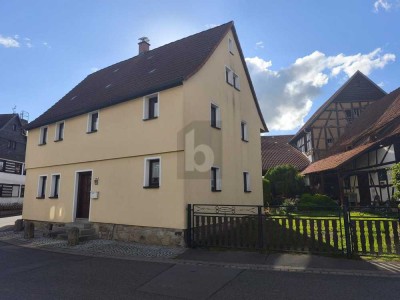 WOHNIDYLLE MIT PLATZ, GARTEN UND RUHE