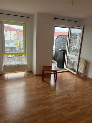 1-Zimmer-Wohnung mit Balkon und Aufzug, auf Wunsch Tiefgaragenstellplatz