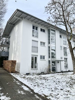 **reserviert**Wunderschöne 2-Zimmer-Gartenwohnung in Ottobrunn mit EBK